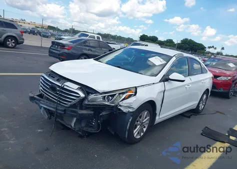 2016 Hyundai Sonata Se z USA, uszkodzony, nr VIN 5NPE24AF3GH338287
